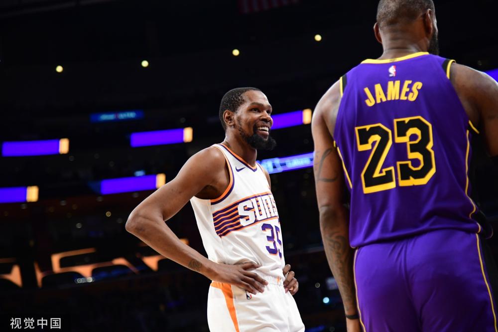 他以优雅的 他以优雅的